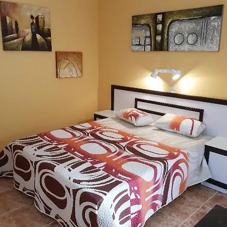 South Tenerife, Poolview Апартаменты *